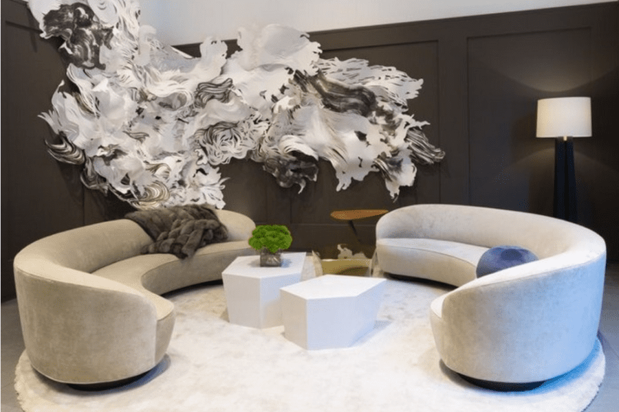 Уникални интериори със заоблен диван от световноизвестни дизайнери (СНИМКИ)