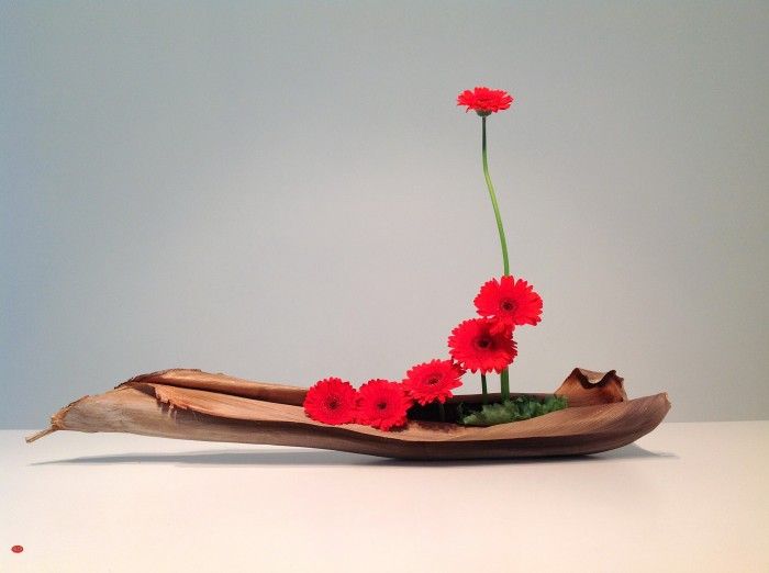 Икебана: Японското изкуство за аранжиране на цветя
