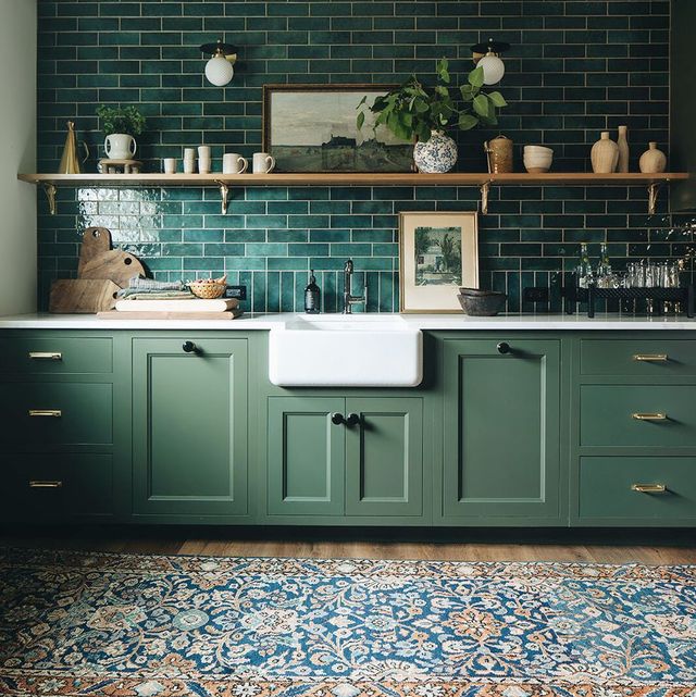 Идеи за кухненска стена в зелено: Неочаквано красиво