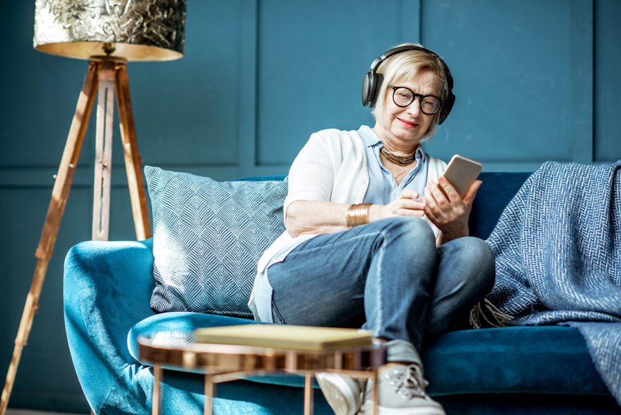 Как да подобрите слушането на музика вкъщи